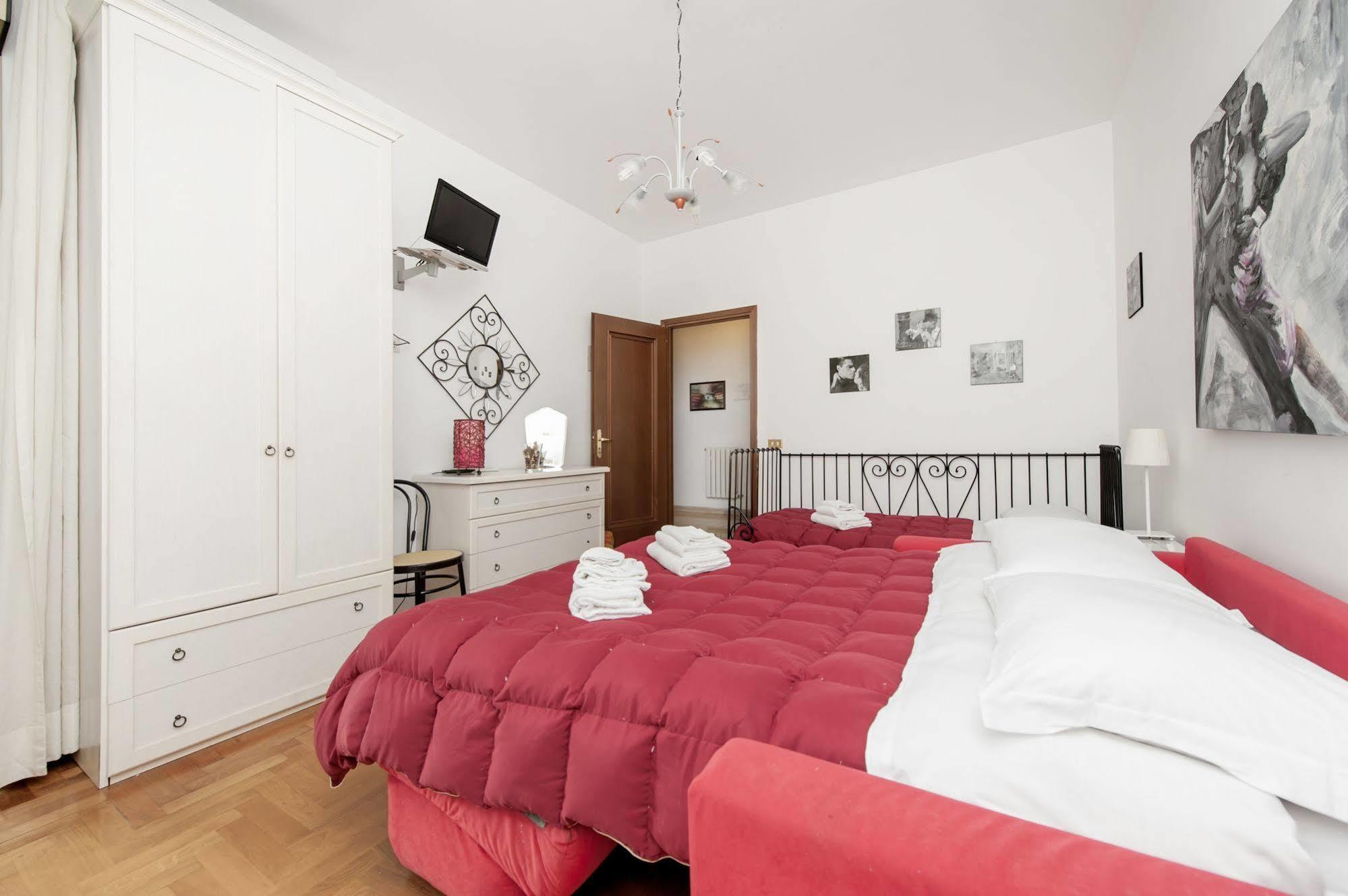 B&B A Room For Holiday Roma Esterno foto