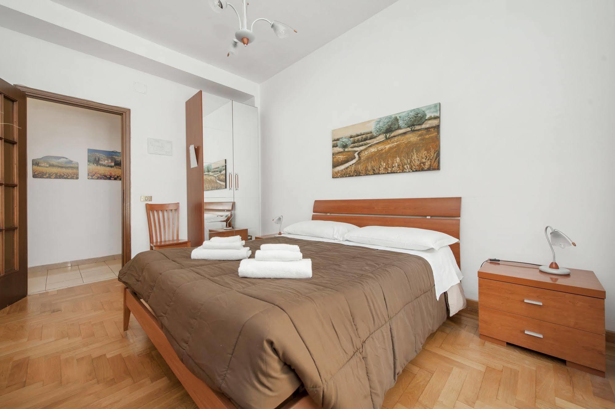 B&B A Room For Holiday Roma Esterno foto