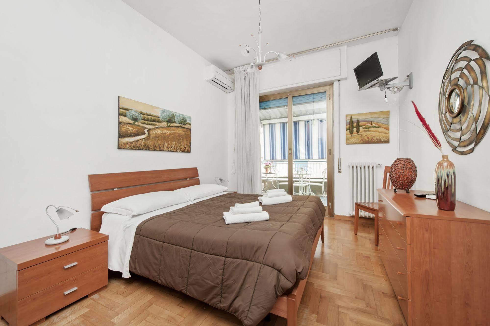 B&B A Room For Holiday Roma Esterno foto