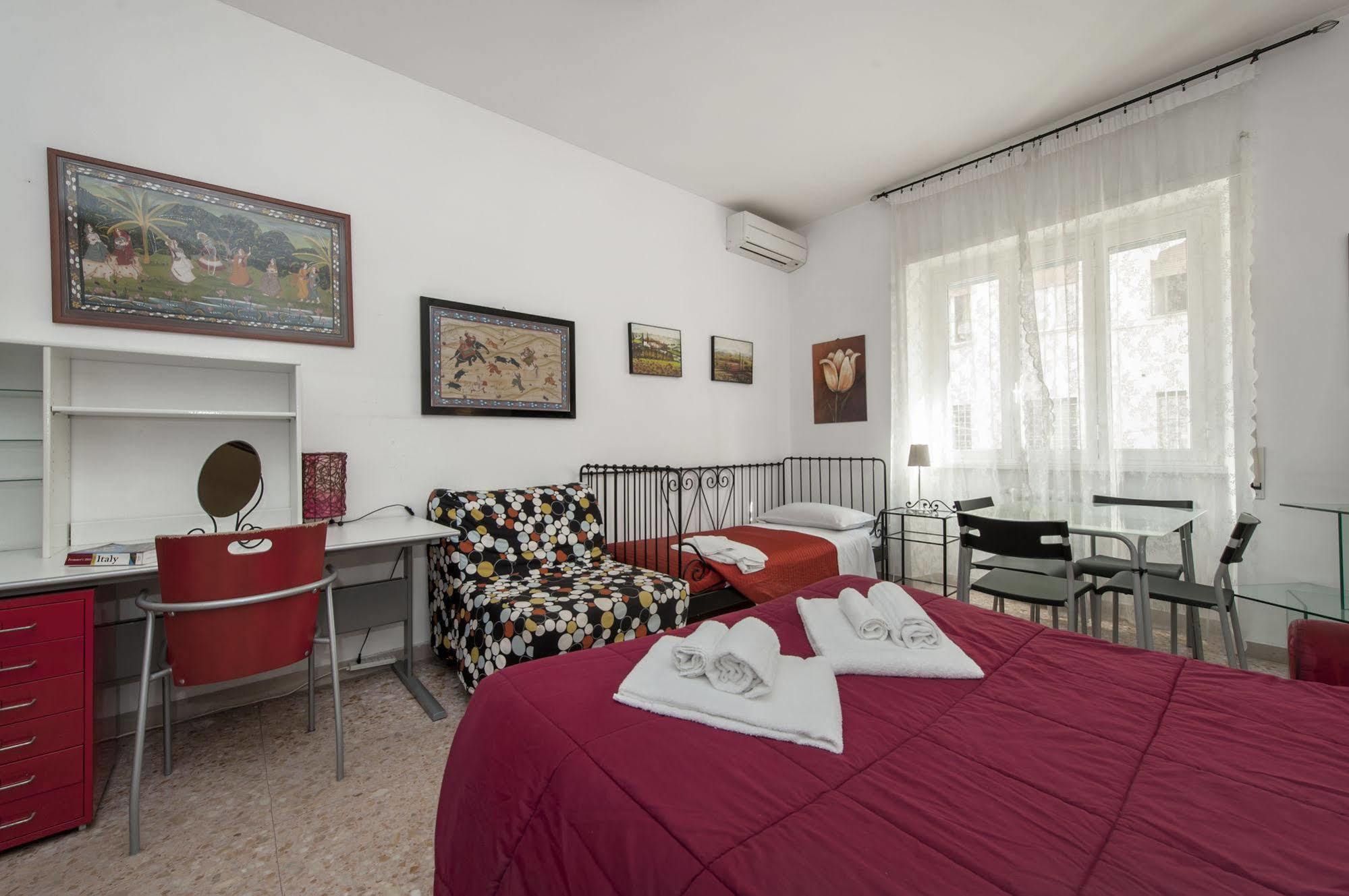 B&B A Room For Holiday Roma Esterno foto