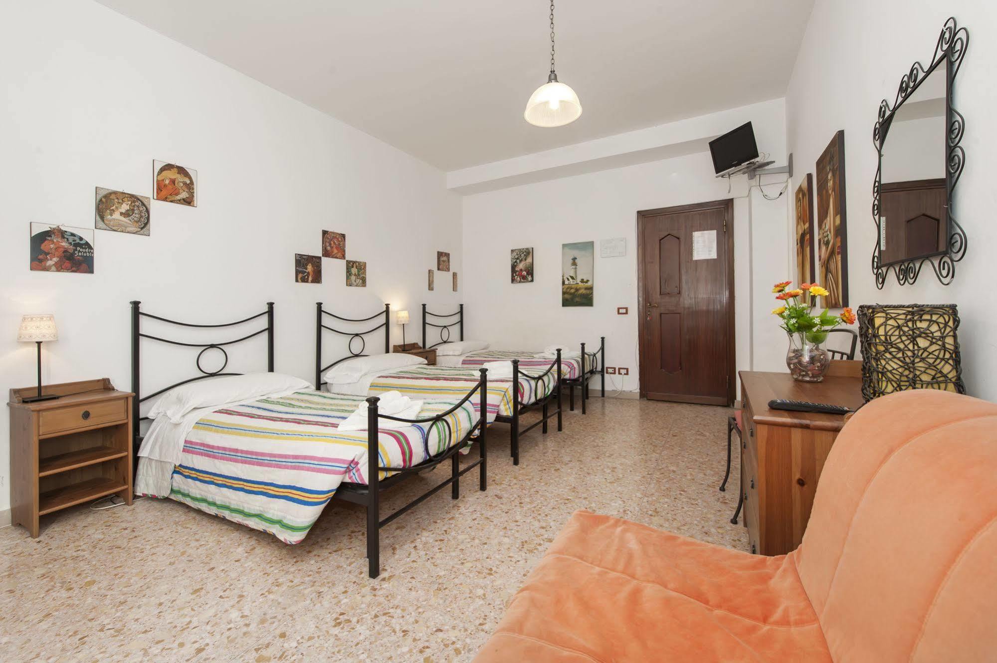 B&B A Room For Holiday Roma Esterno foto